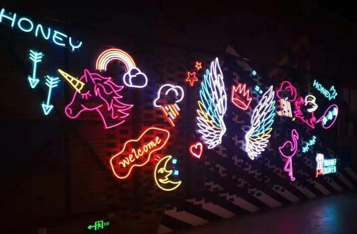 金阳新区广告霓虹灯